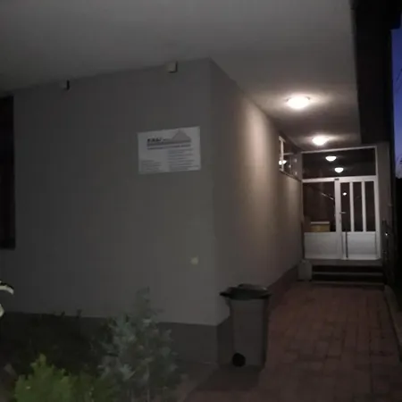 アパート Luxury Apartments Near The Airport