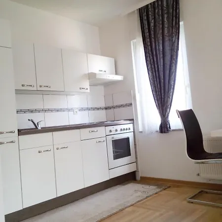 Luxury Apartments Near The Airport * サラエヴォ