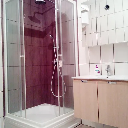 Luxury Apartments Near The Airport * サラエヴォ